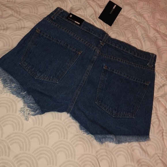 Never worn! - Picture 2 of 2